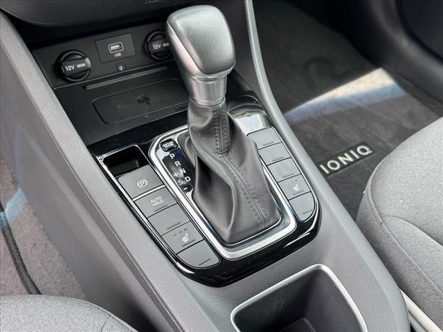 2022 Hyundai IONIQ Hybrid SEL