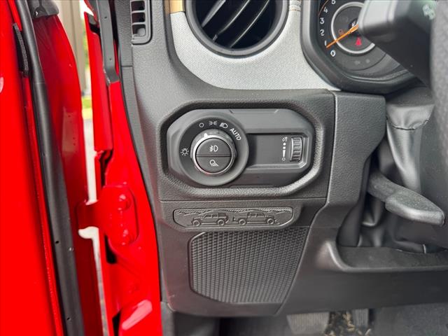 2024 Jeep Gladiator Sport S