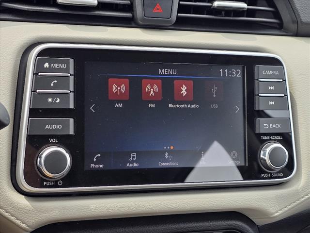 2022 Nissan Versa SV