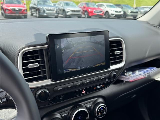 2025 Hyundai VENUE SEL