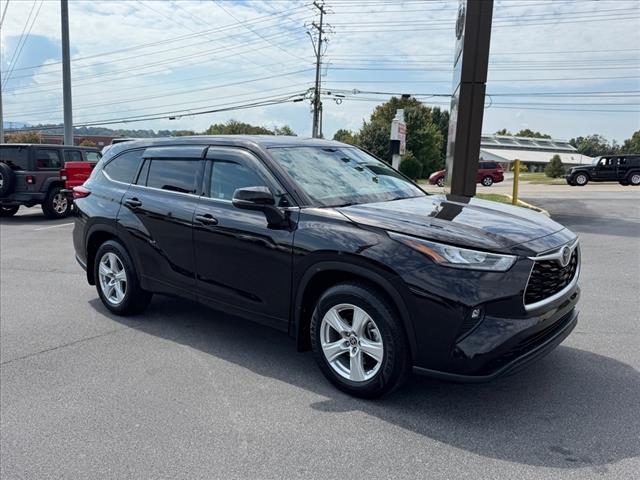 2020 Toyota Highlander LE