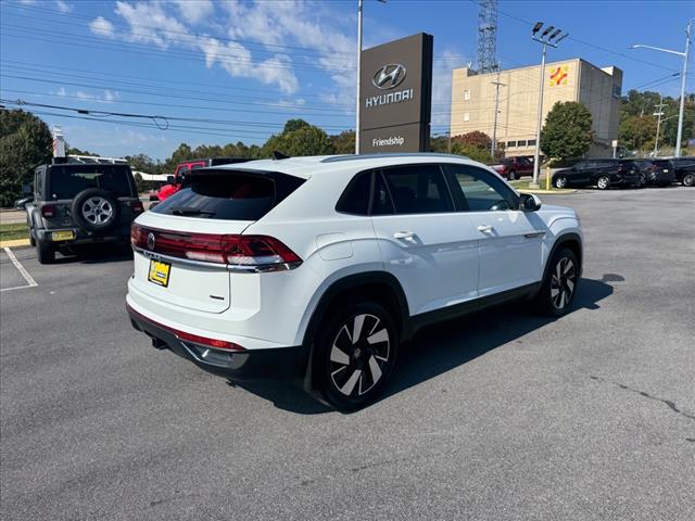 2024 Volkswagen Atlas Cross Sport SE 4Motion