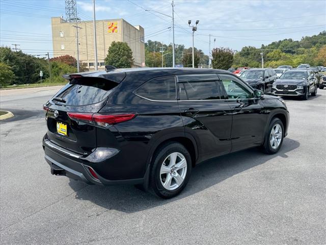 2020 Toyota Highlander LE