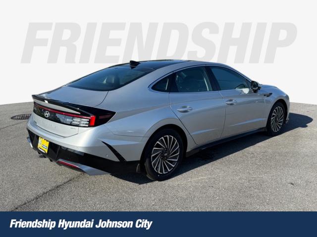 2025 Hyundai SONATA Hybrid Limited
