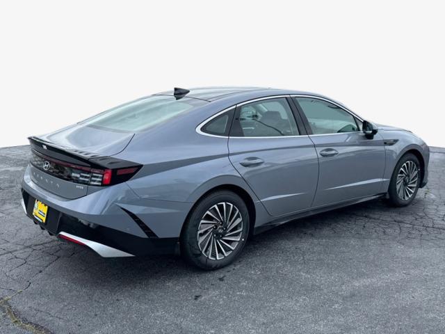 2025 Hyundai SONATA Hybrid Limited