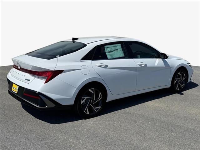 2025 Hyundai ELANTRA Hybrid Limited
