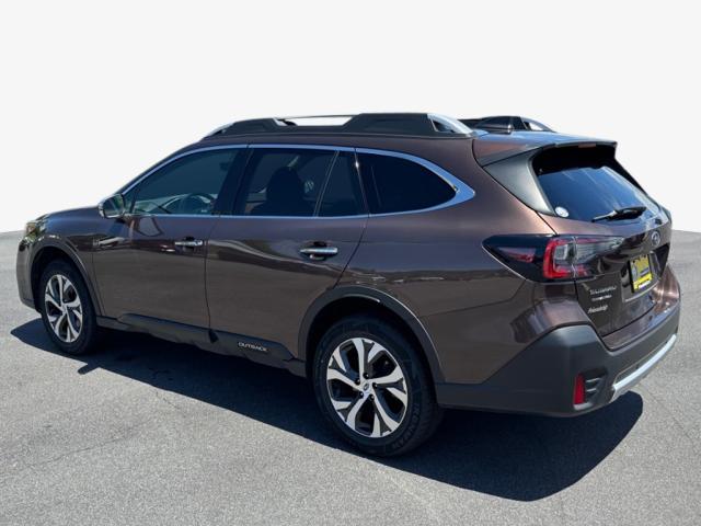 2022 Subaru Outback Touring XT