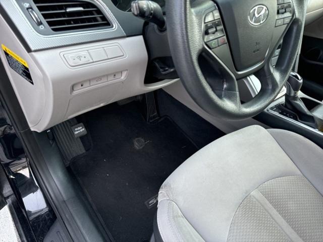 2016 Hyundai SONATA 