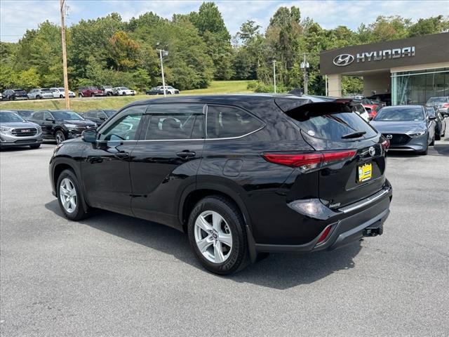 2020 Toyota Highlander LE
