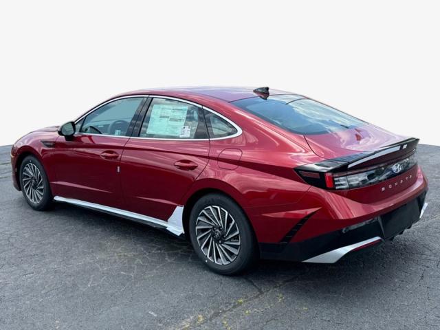 2025 Hyundai SONATA Hybrid SEL