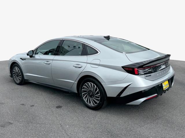 2025 Hyundai SONATA Hybrid Limited