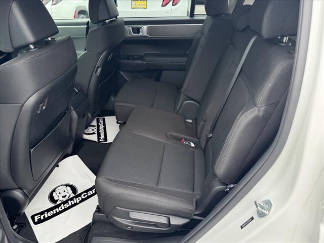 2025 Hyundai SANTA FE SE