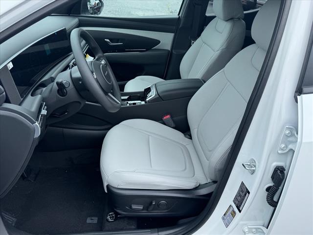 2025 Hyundai SANTA CRUZ SEL Activity