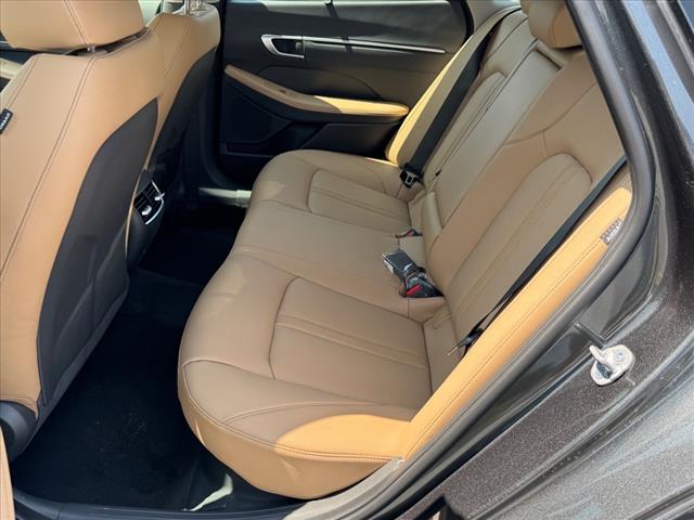 2025 Hyundai SONATA Hybrid Limited