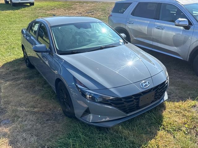 2021 Hyundai ELANTRA SEL