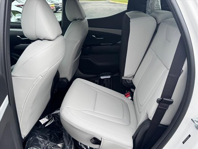 2025 Hyundai SANTA CRUZ SEL Activity