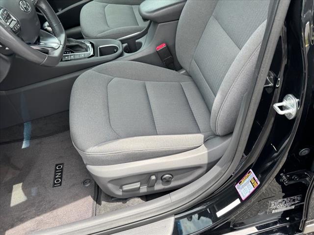 2022 Hyundai IONIQ Hybrid SEL