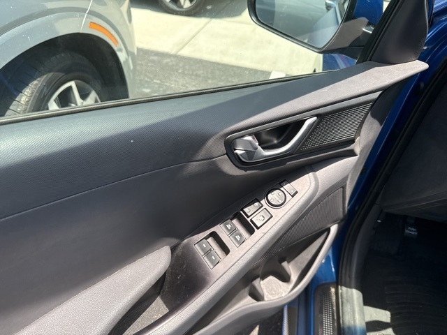 2017 Hyundai IONIQ Hybrid Limited