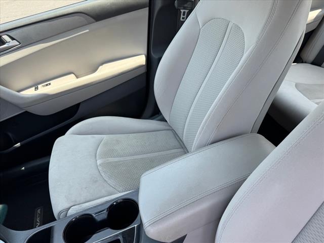 2016 Hyundai SONATA 