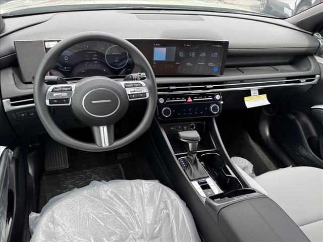 2025 Hyundai SANTA CRUZ SEL Activity