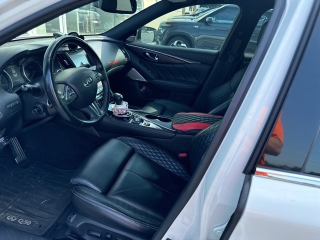 2017 INFINITI Q50 Red Sport 400