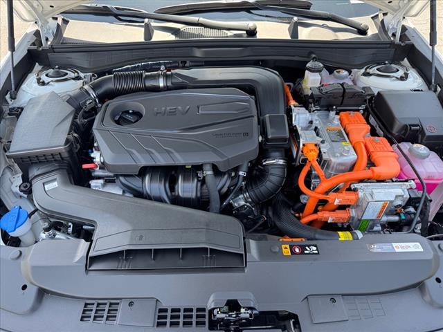 2025 Hyundai SONATA Hybrid SEL