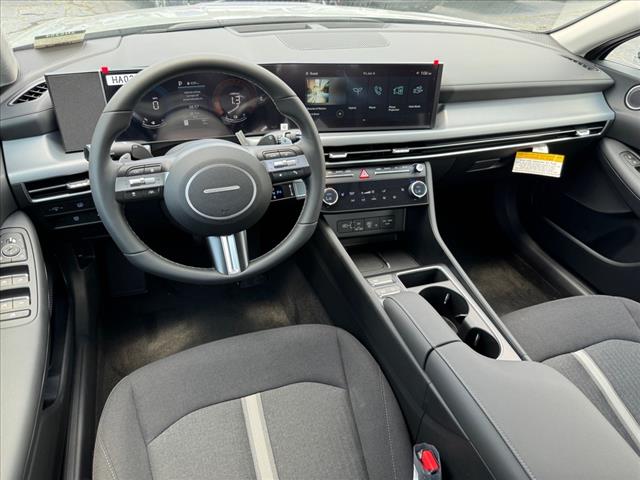 2025 Hyundai SONATA Hybrid SEL