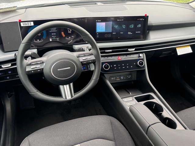 2025 Hyundai SONATA Hybrid SEL
