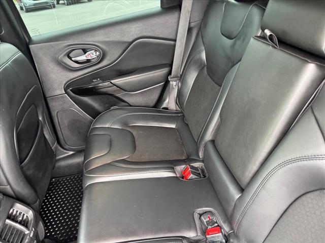2021 Jeep Cherokee Altitude