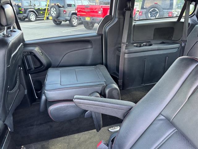 2016 Dodge Grand Caravan R/T