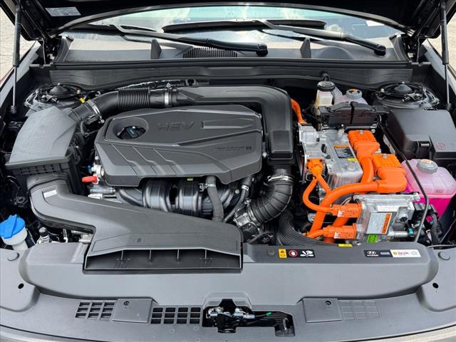2025 Hyundai SONATA Hybrid SEL