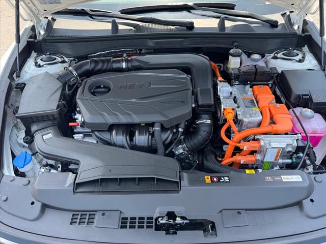 2025 Hyundai SONATA Hybrid SEL