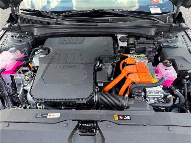 2025 Hyundai ELANTRA Hybrid SEL Sport