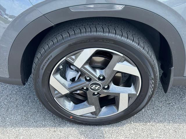 2025 Hyundai VENUE Limited