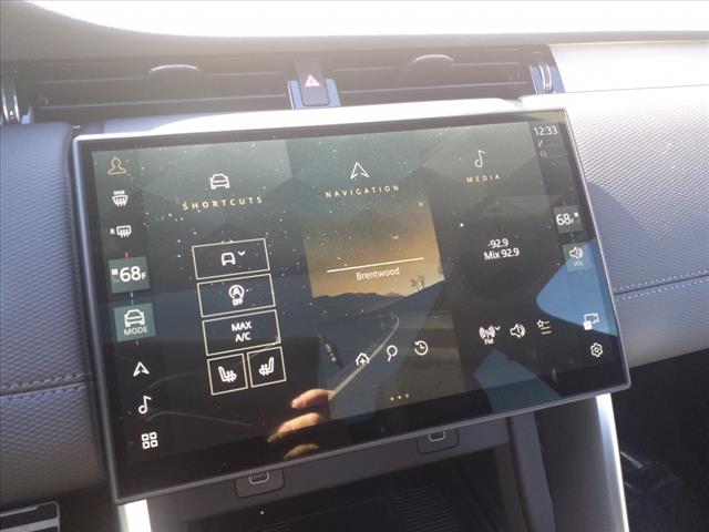 2025 Land Rover Discovery Sport P250 Dynamic SE