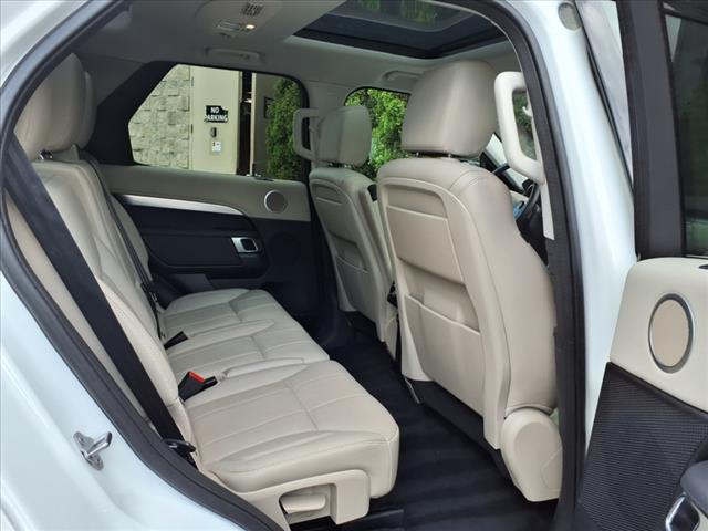2020 Land Rover Discovery Landmark Edition