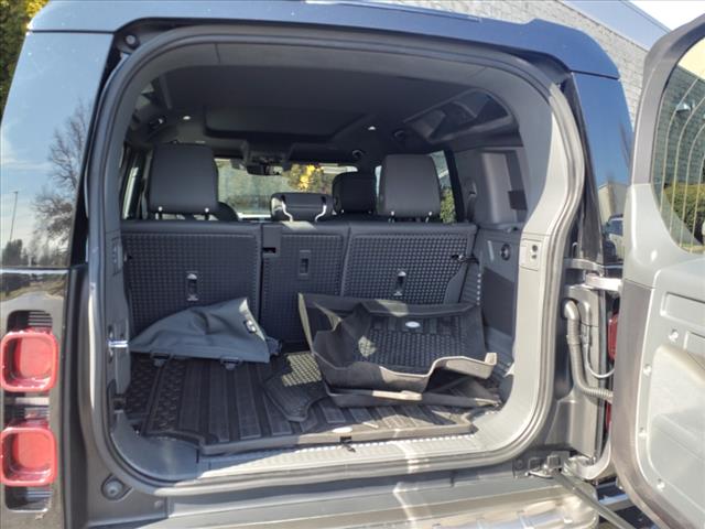2022 Land Rover Defender 110 X-Dynamic HSE