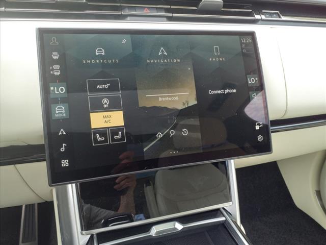 2025 Land Rover Range Rover P530 SE LWB