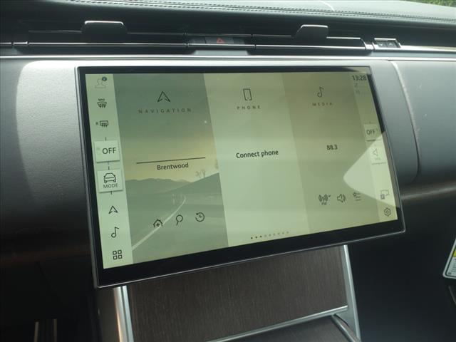 2025 Land Rover Range Rover P530 SE LWB