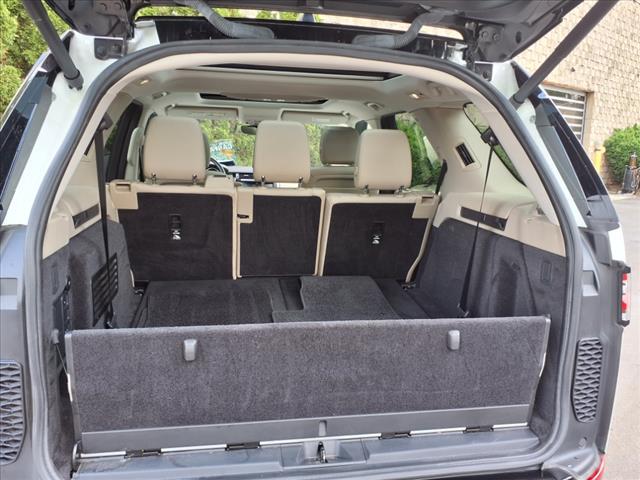 2020 Land Rover Discovery Landmark Edition
