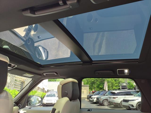 2022 Land Rover Range Rover Sport P525 Autobiography