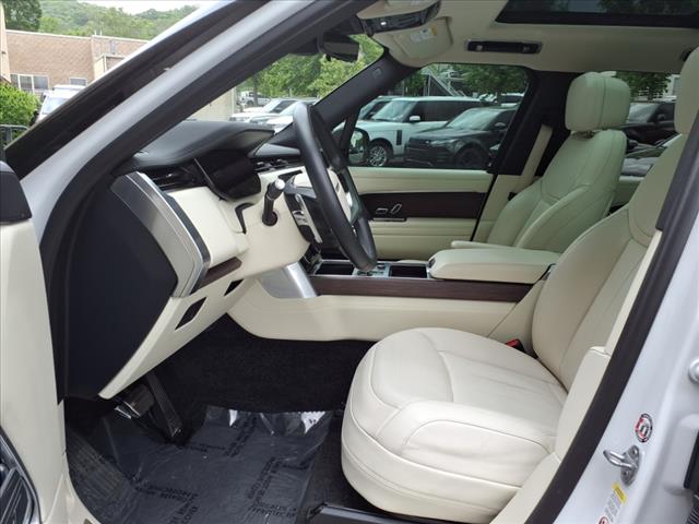 2023 Land Rover Range Rover P530 SE