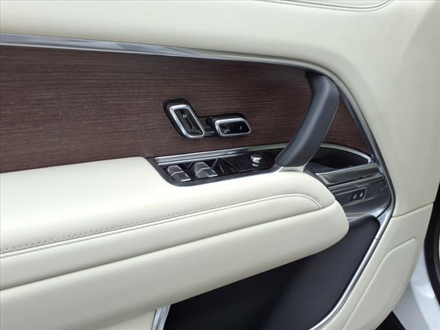 2023 Land Rover Range Rover P530 SE