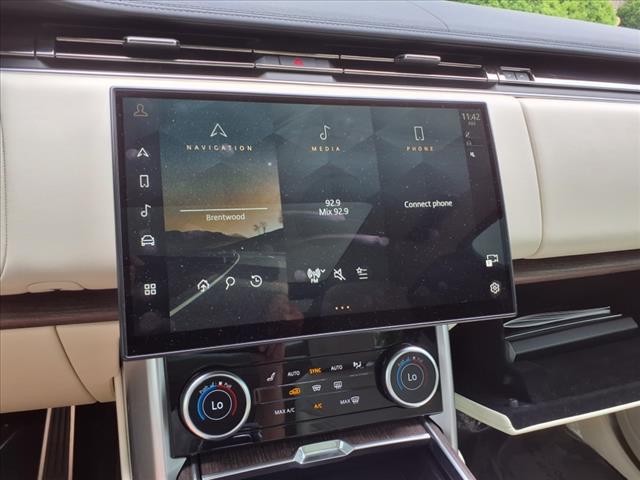 2023 Land Rover Range Rover P530 SE