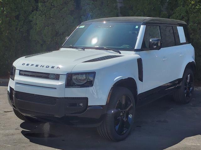 2025 Land Rover Defender 110 V8 P525