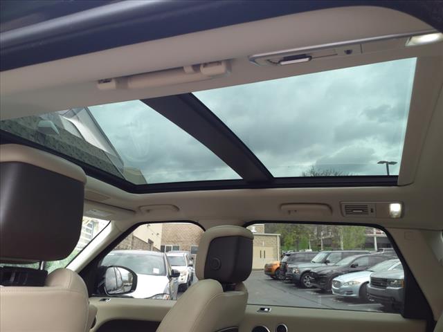 2022 Land Rover Range Rover Sport HSE Silver Edition
