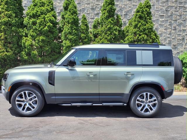 2025 Land Rover Defender 110 P300 S
