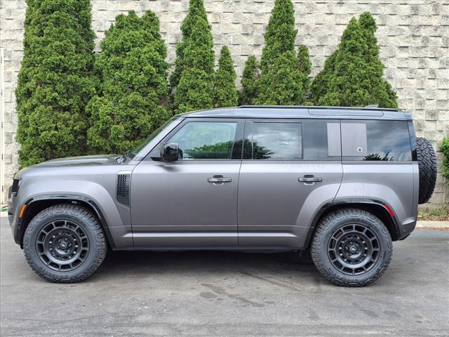 2025 Land Rover Defender 