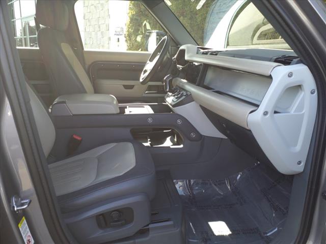 2022 Land Rover Defender 110 X-Dynamic HSE