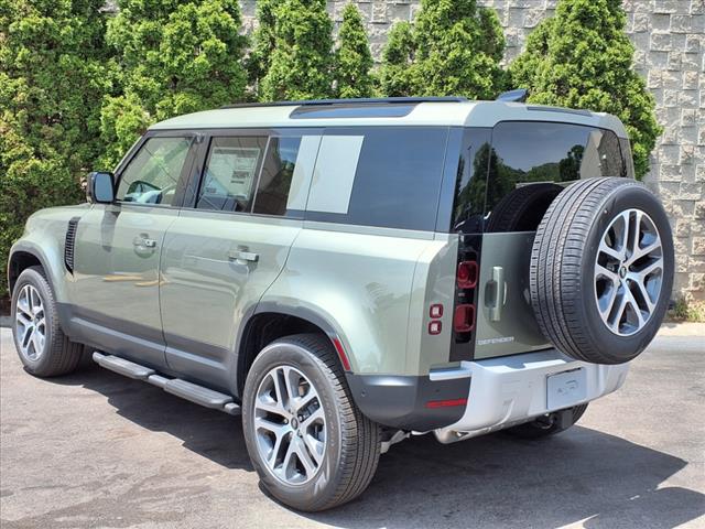 2025 Land Rover Defender 110 P300 S